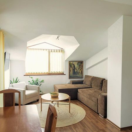 2-Bedroom Apt, 2Min Walk To Ski Path, 7-8 Min Walk To Gondola 반스코 외부 사진