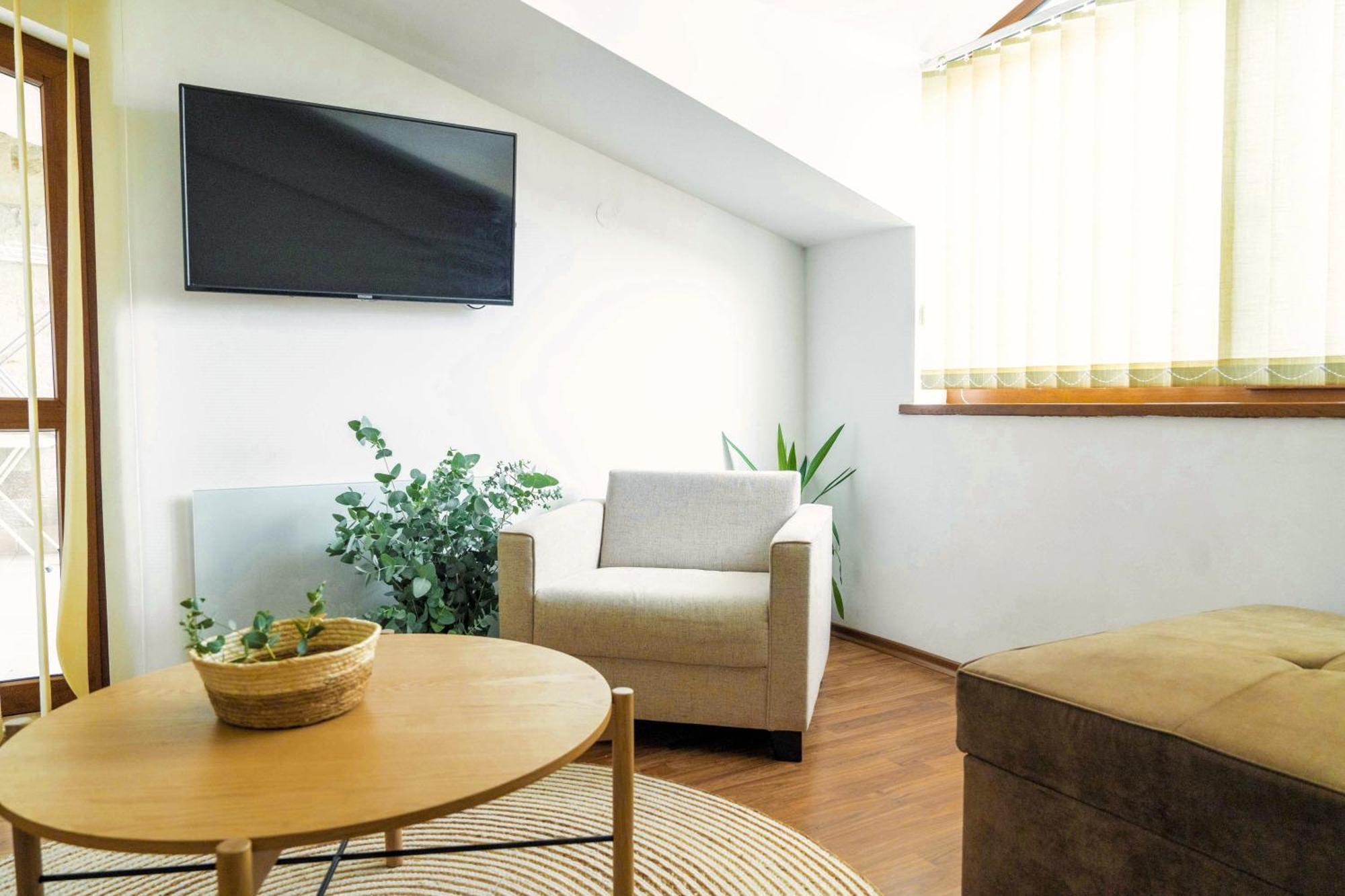 2-Bedroom Apt, 2Min Walk To Ski Path, 7-8 Min Walk To Gondola 반스코 외부 사진