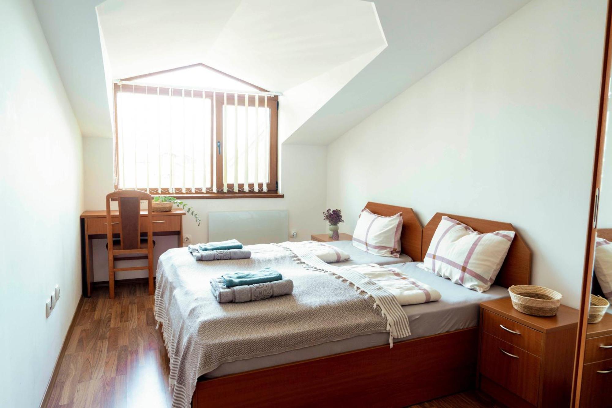 2-Bedroom Apt, 2Min Walk To Ski Path, 7-8 Min Walk To Gondola 반스코 외부 사진